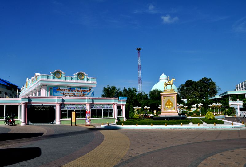 02.jpg