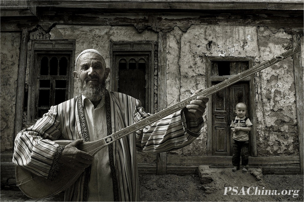 01.FSS㽱ƷүGrandpa And Grandson.jpg