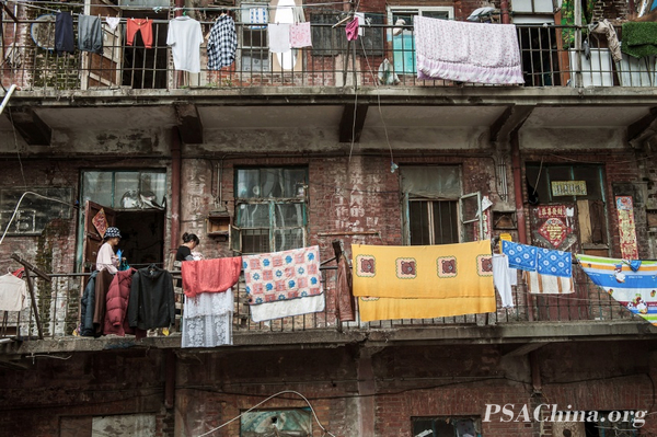 06.Ʒסĵط Migrant women live.jpg