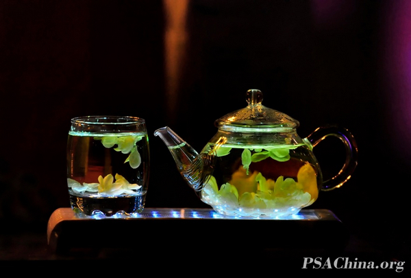 06.˽Ʒ򻨲衷Jasmine tea.jpg