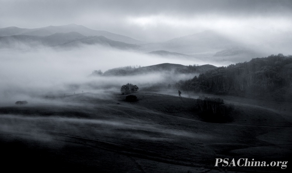 07.¦ƷɽСclouds in the mountains.jpg