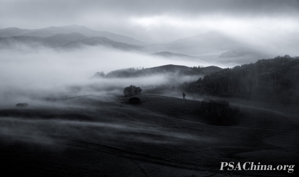 04.¦ƷɽСclouds in the mountains.jpg