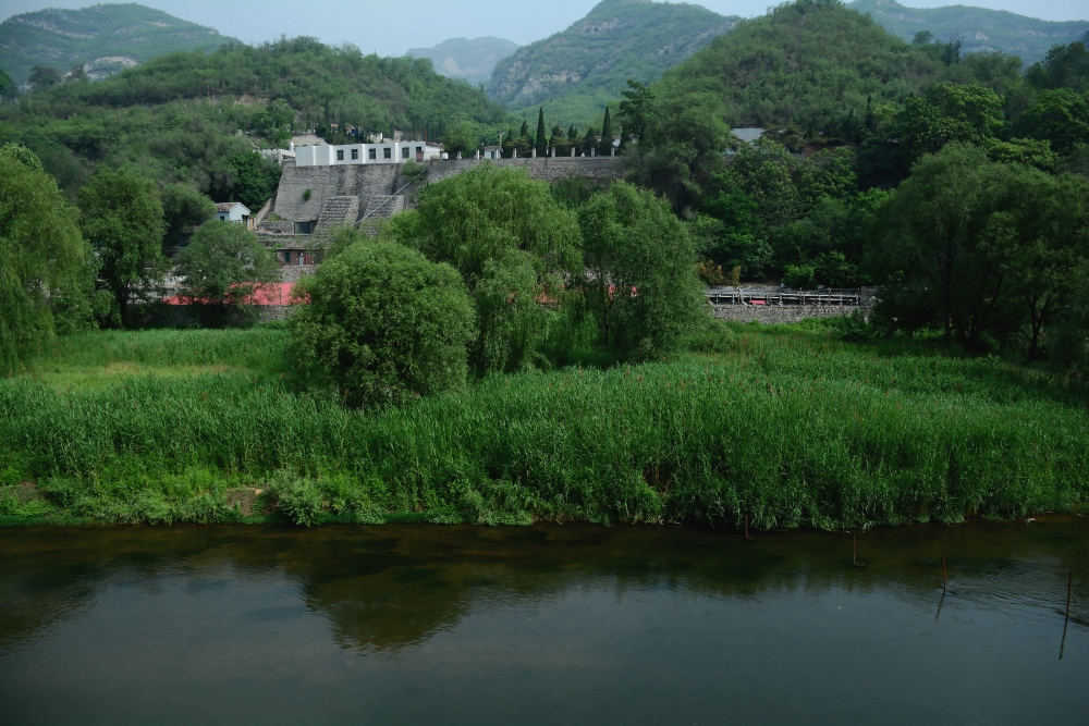 Ƭ 090_conew1.jpg