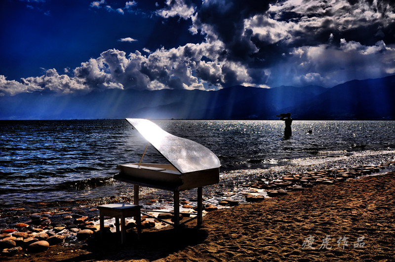 Theme A2-Erhai lake side of the piano-800.jpg