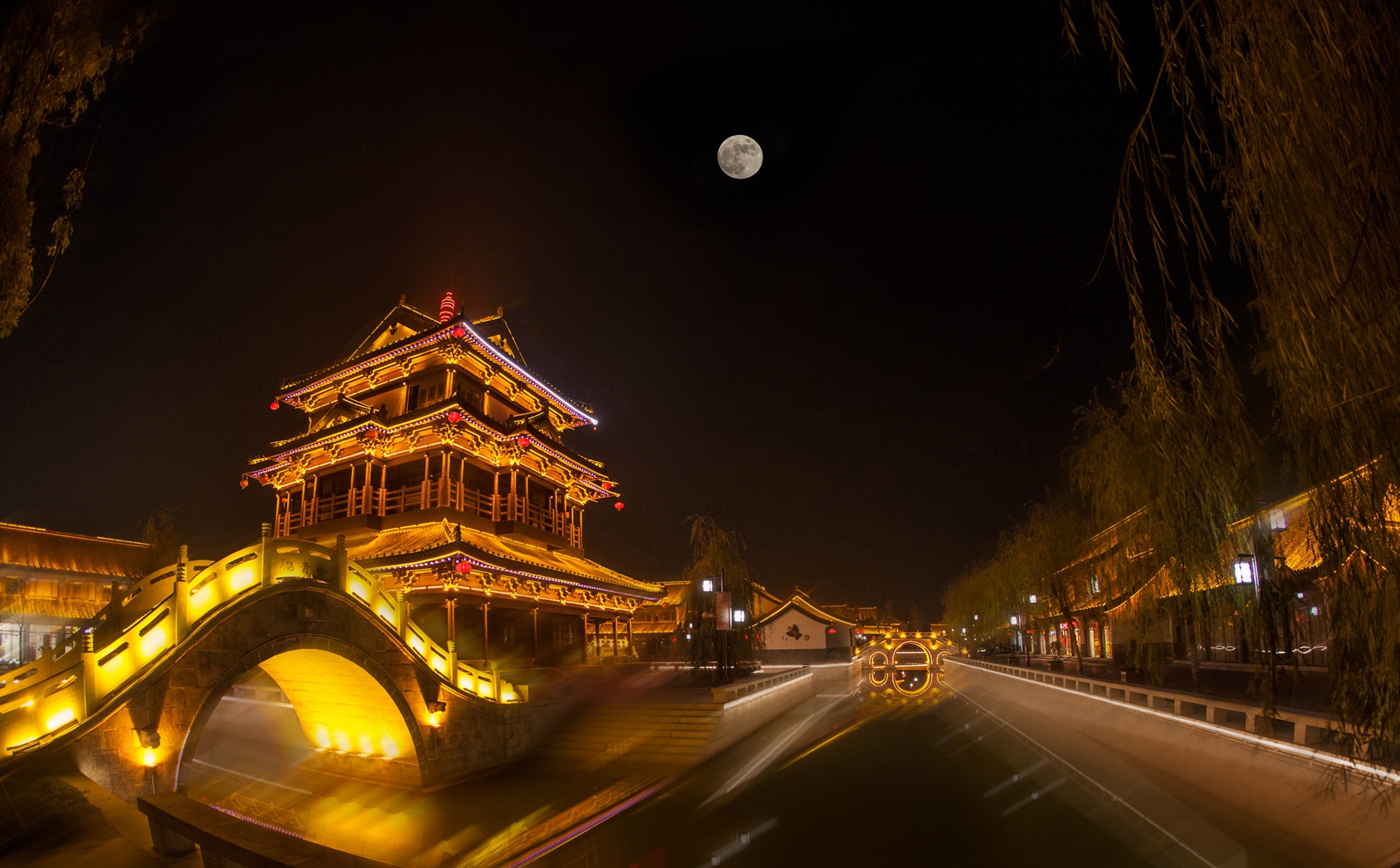 Ǯ-E2.jpg