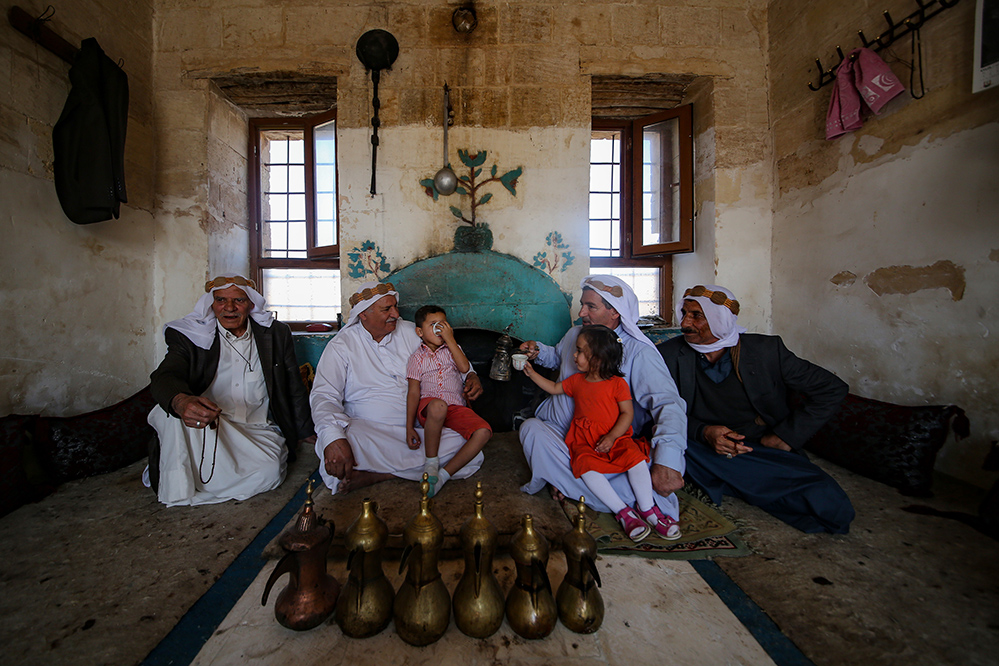 TRADITIONS ͳ(3).jpg