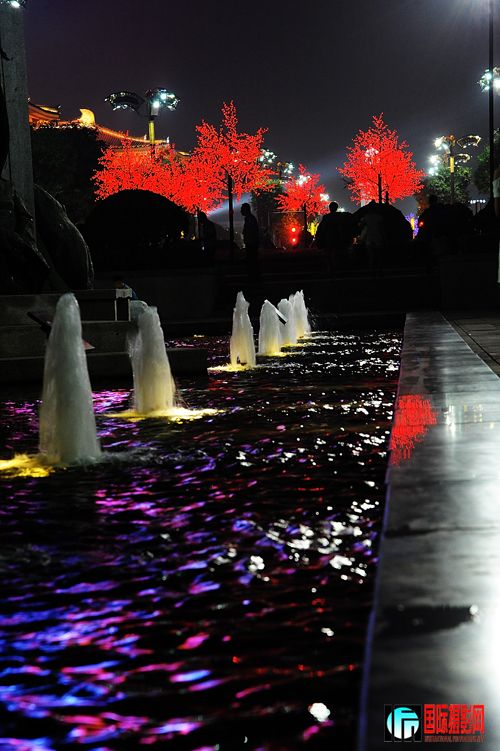 Ƭ 042.jpg