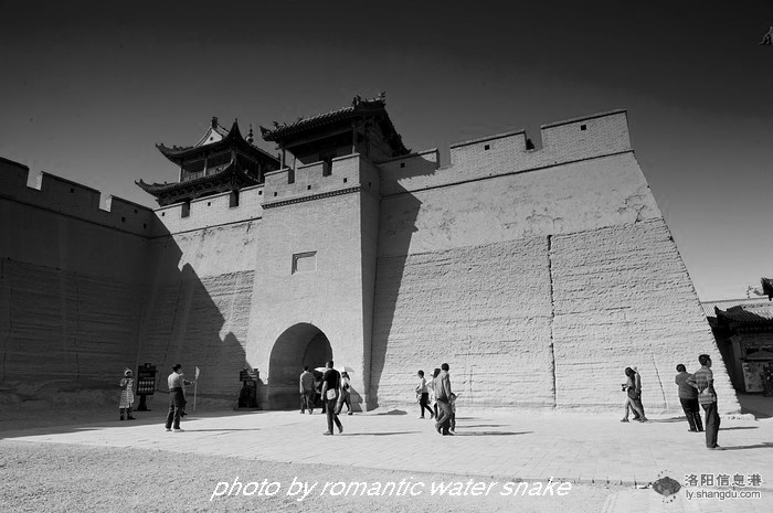 6_71842_4d2fe74acacdd40.jpg