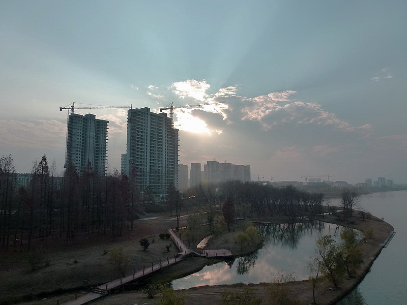 P1030472AB.jpg